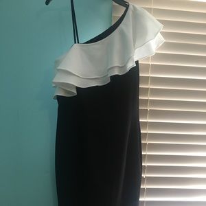 BLACK AND WHITE ONE SHOULDER COCKTAIL